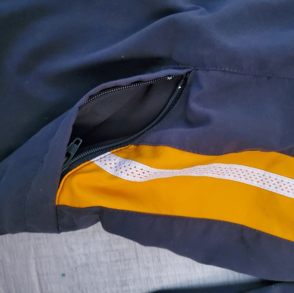 Nike Woman's Grey and yellow track suit - Picture 2 of 7